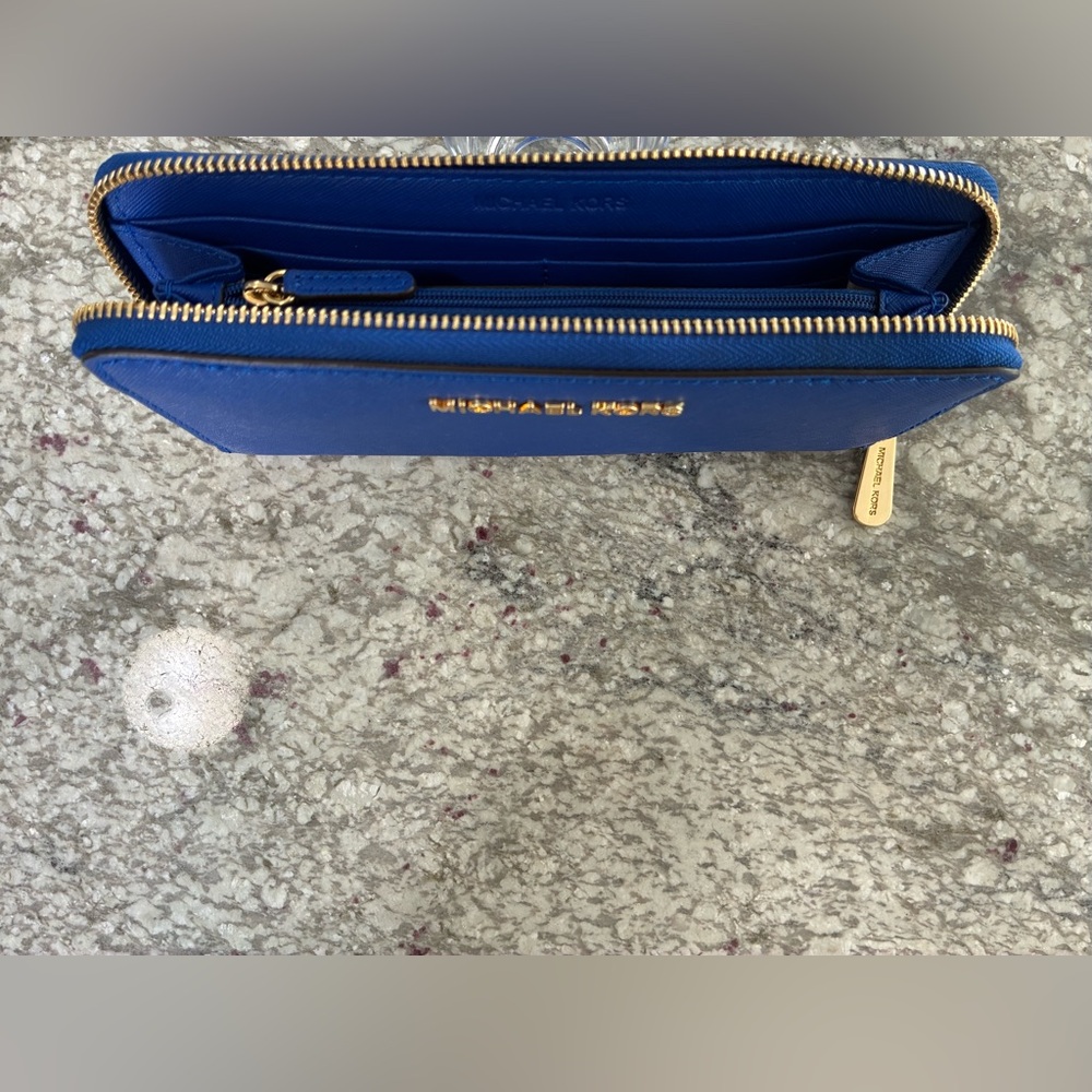 Michael Kors 3PC Blue Hamilton Satchel w/ Gold Accents, Wallet & MK Dust Bag EUC - Picture 9 of 12